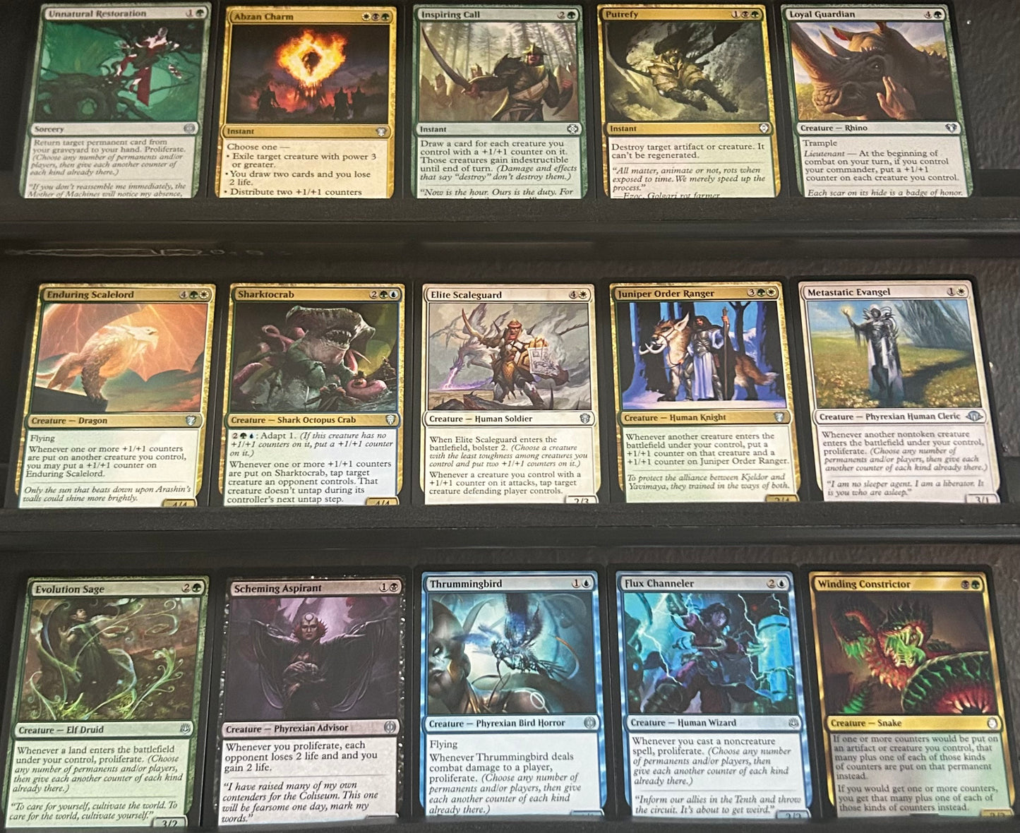 Atraxa, Praetors' Voice - 1/1 Counters
