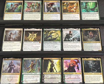 Atraxa, Praetors' Voice - 1/1 Counters